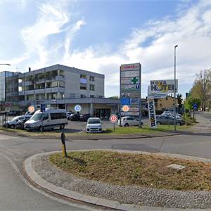 Negozio In Vendita a Reggio nell'Emilia
