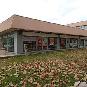 Negozio In Vendita a Reggio nell'Emilia