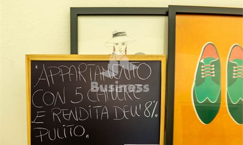ALTRO CHE SOLDI FERMI IN BANCA: QUESTO IMMOBILE RENDE L’8% NETTO